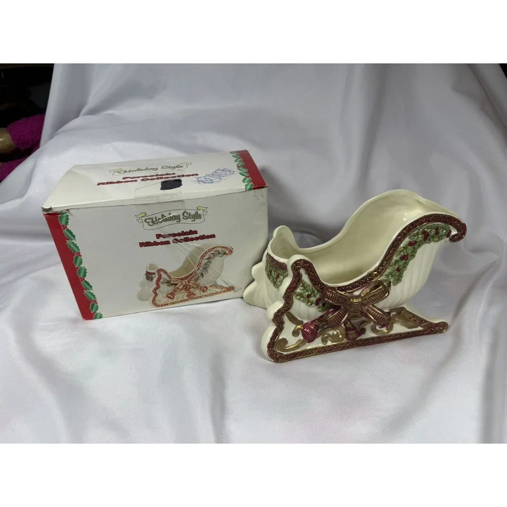 Holiday Style Porcelain Ribbon Collection Sleigh With Poinsettia EUC - Picture 3 of 11